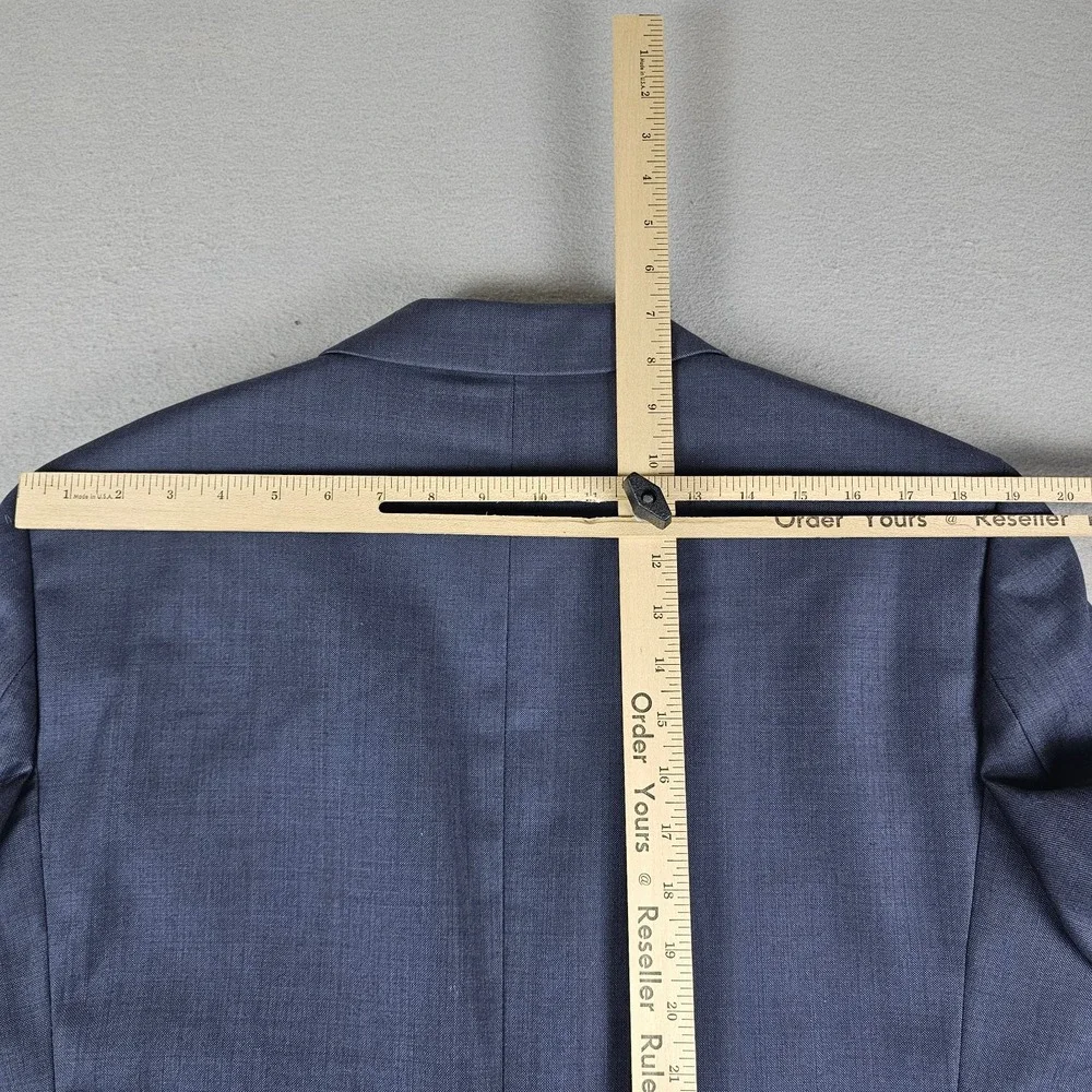 J. Crew excellent pre
